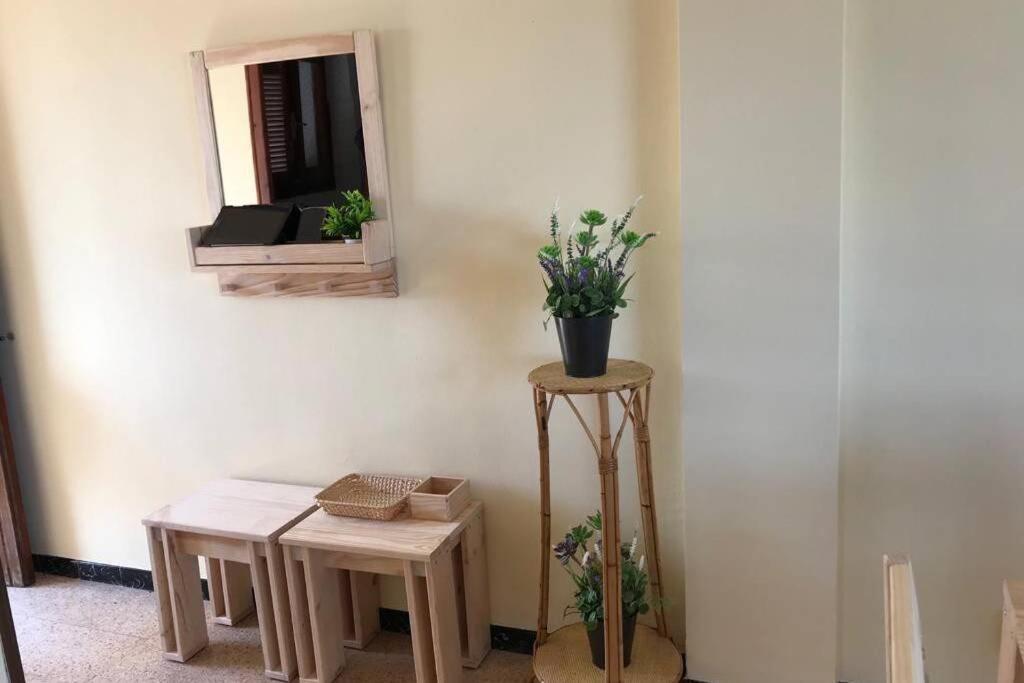 El Faro Apartaments Platja Llarga-Les Salines-Tgn Таррагона Экстерьер фото
