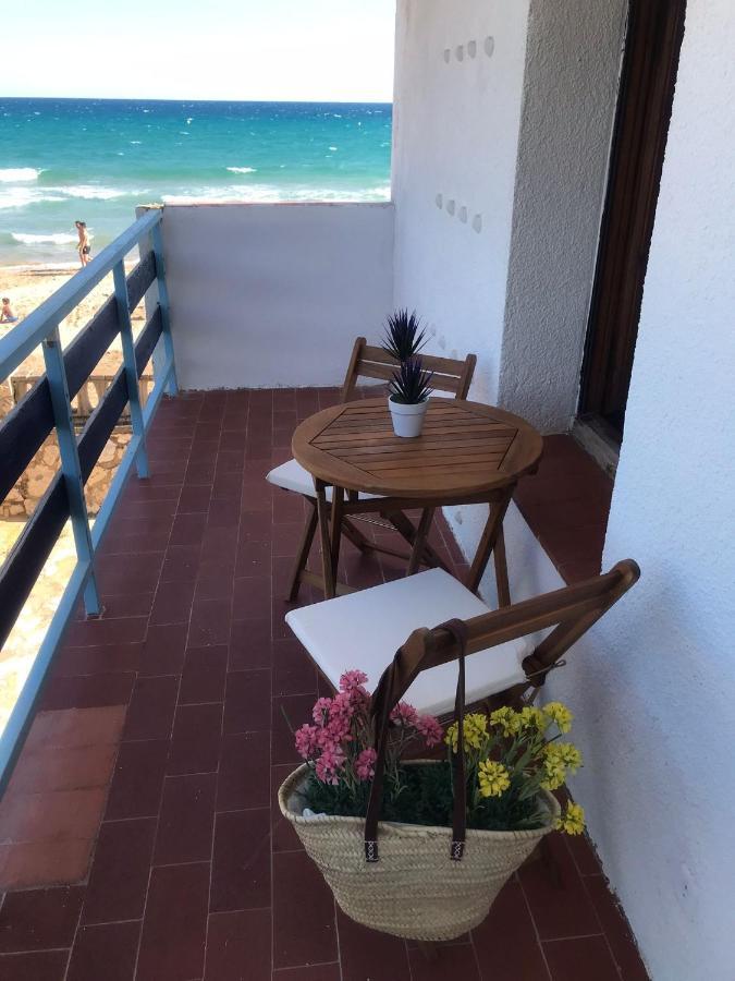 El Faro Apartaments Platja Llarga-Les Salines-Tgn Таррагона Экстерьер фото